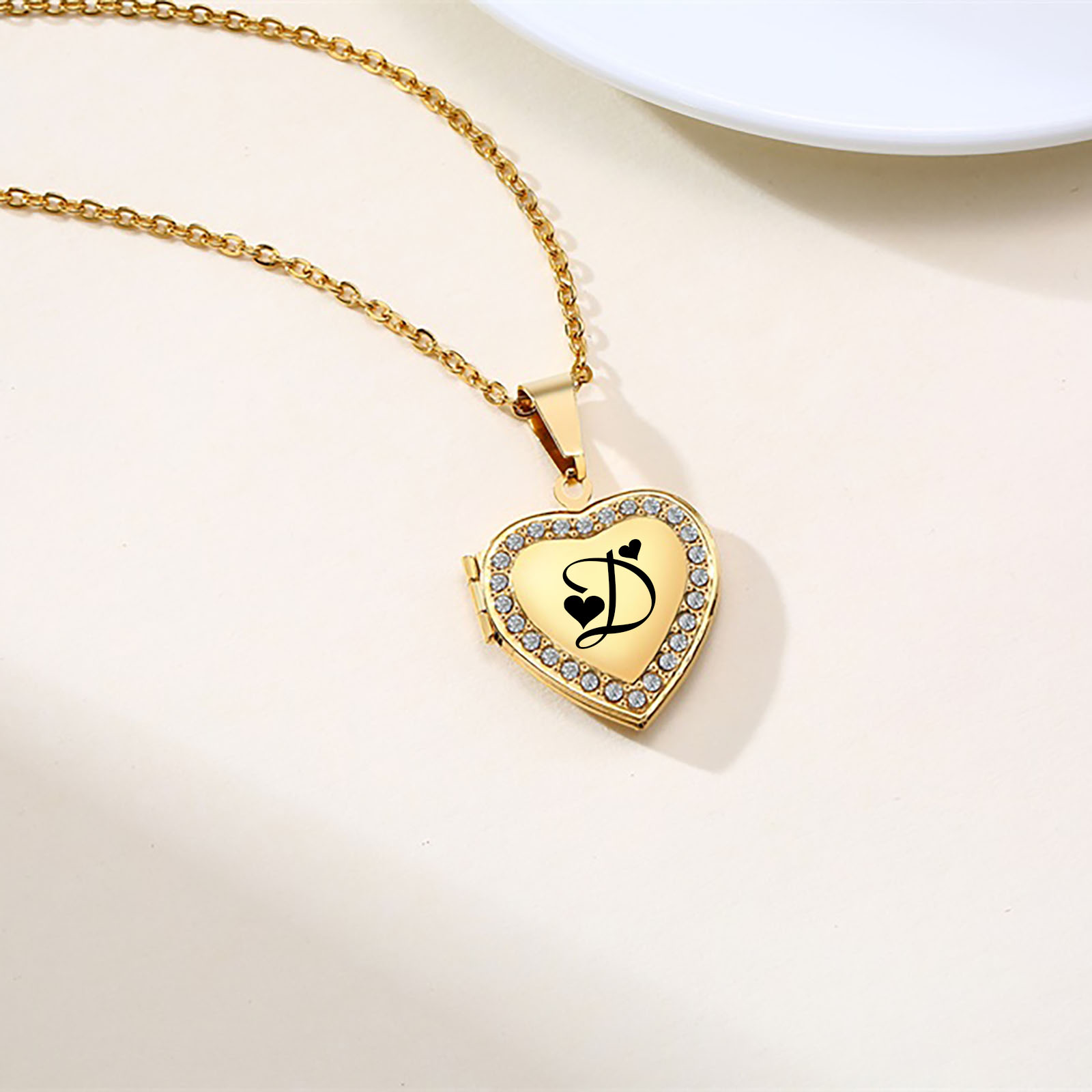Gratis gravure initialen hart  - Heart Locket Necklace Photo recensie en prijs