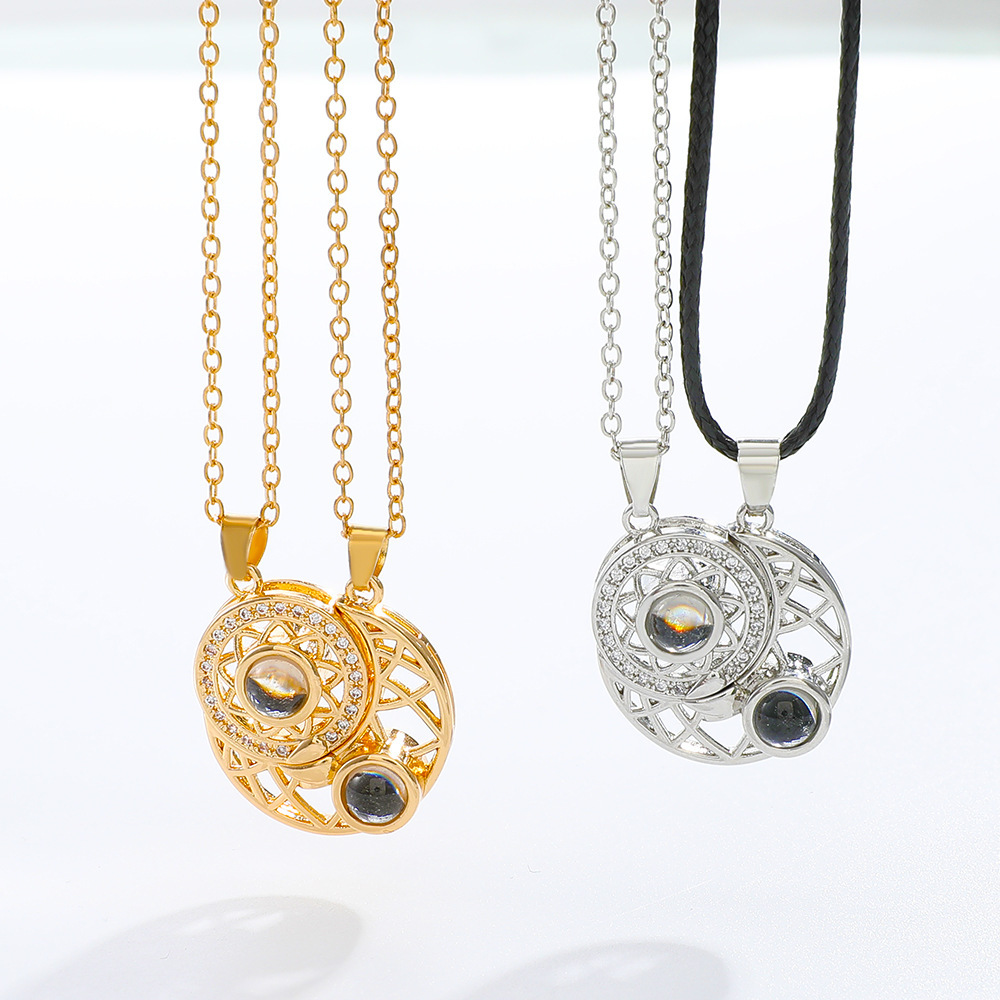 2 Stuks Magnetische Koppel Bij - Magnetic Couple Matching Necklaces recensie en prijs