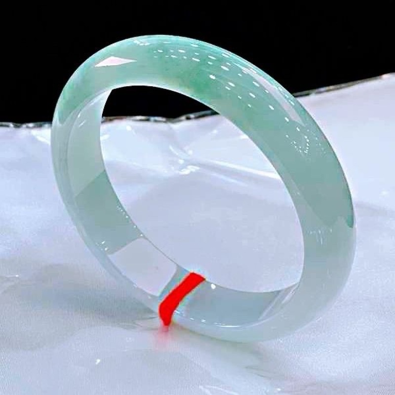 Myanmar, natuurlijke ijsjadeie - Bracelets recensie en prijs