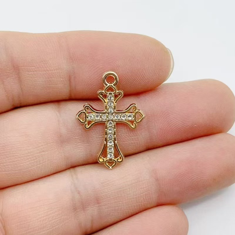 10 stuks diamanten bezette gou - Cross Pendant Necklace Gold recensie en prijs
