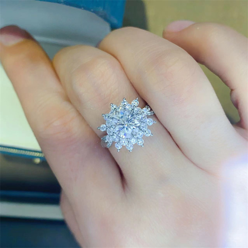 Luxe witgouden massief platina - Moissanite Engagement Ring 1 Carat recensie en prijs