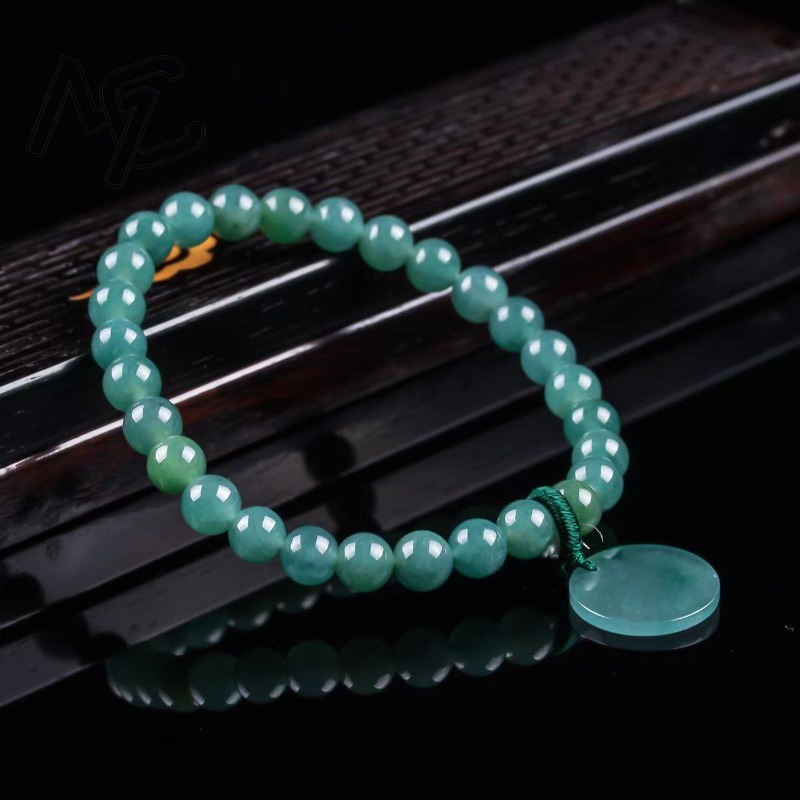 Natuurlijke Jadeiet Blauw Wate - Bracelets recensie en prijs