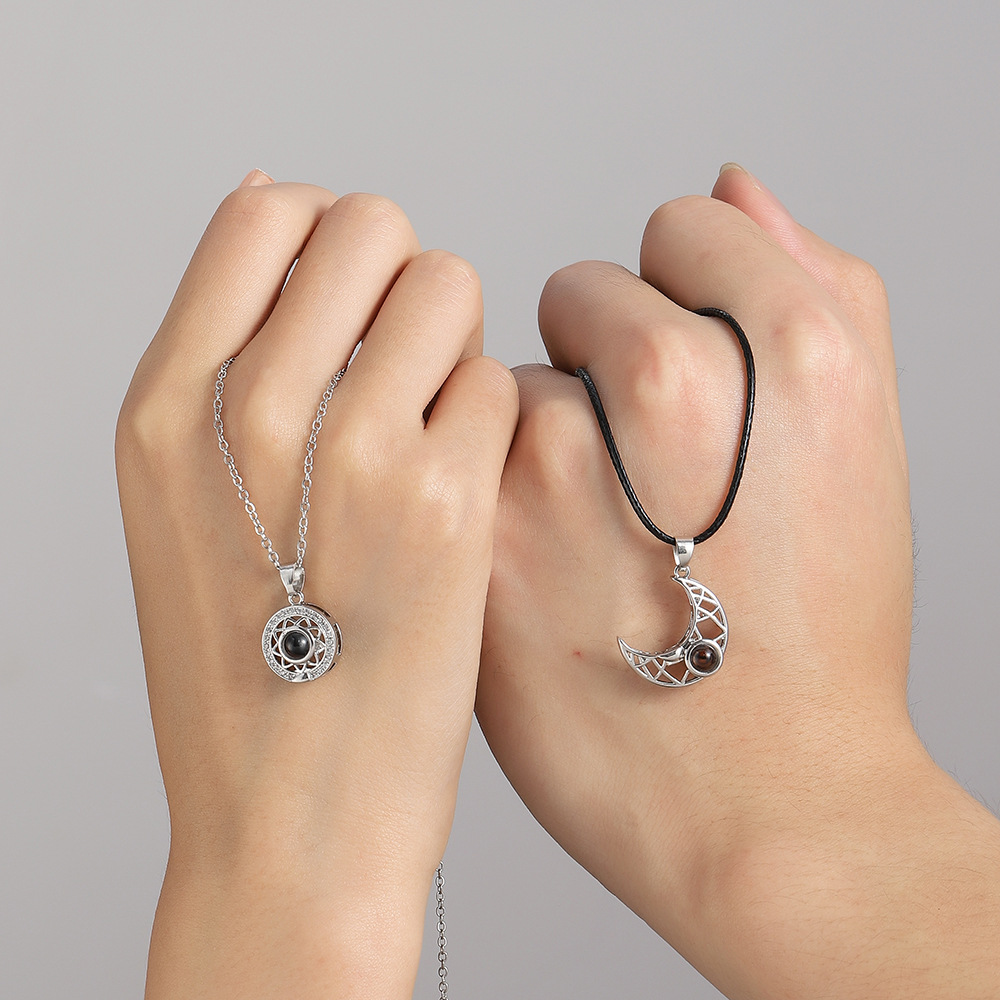 2 Stuks Magnetische Paar Bijpa - Magnetic Couple Matching Necklaces recensie en prijs