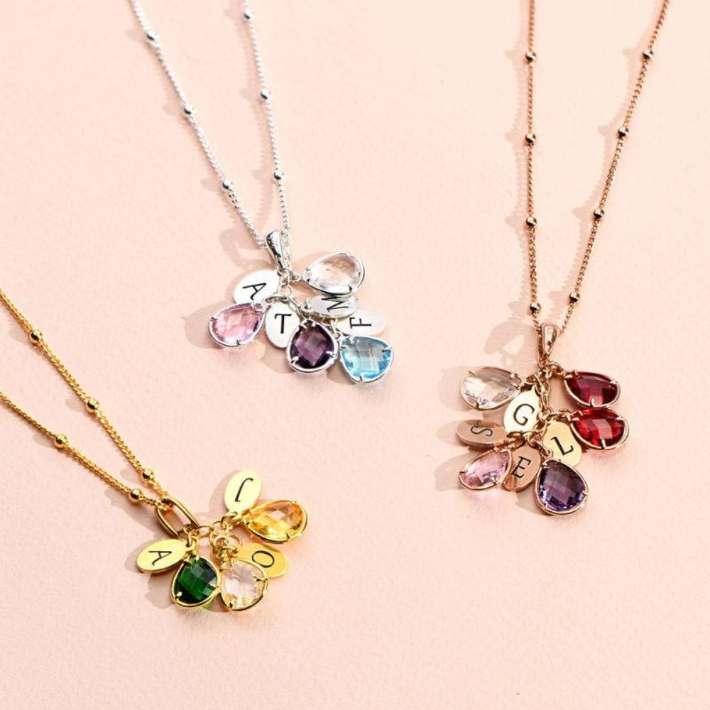 Aangepaste naam hanger persona - Initial Letter Necklace 18K Gold recensie en prijs