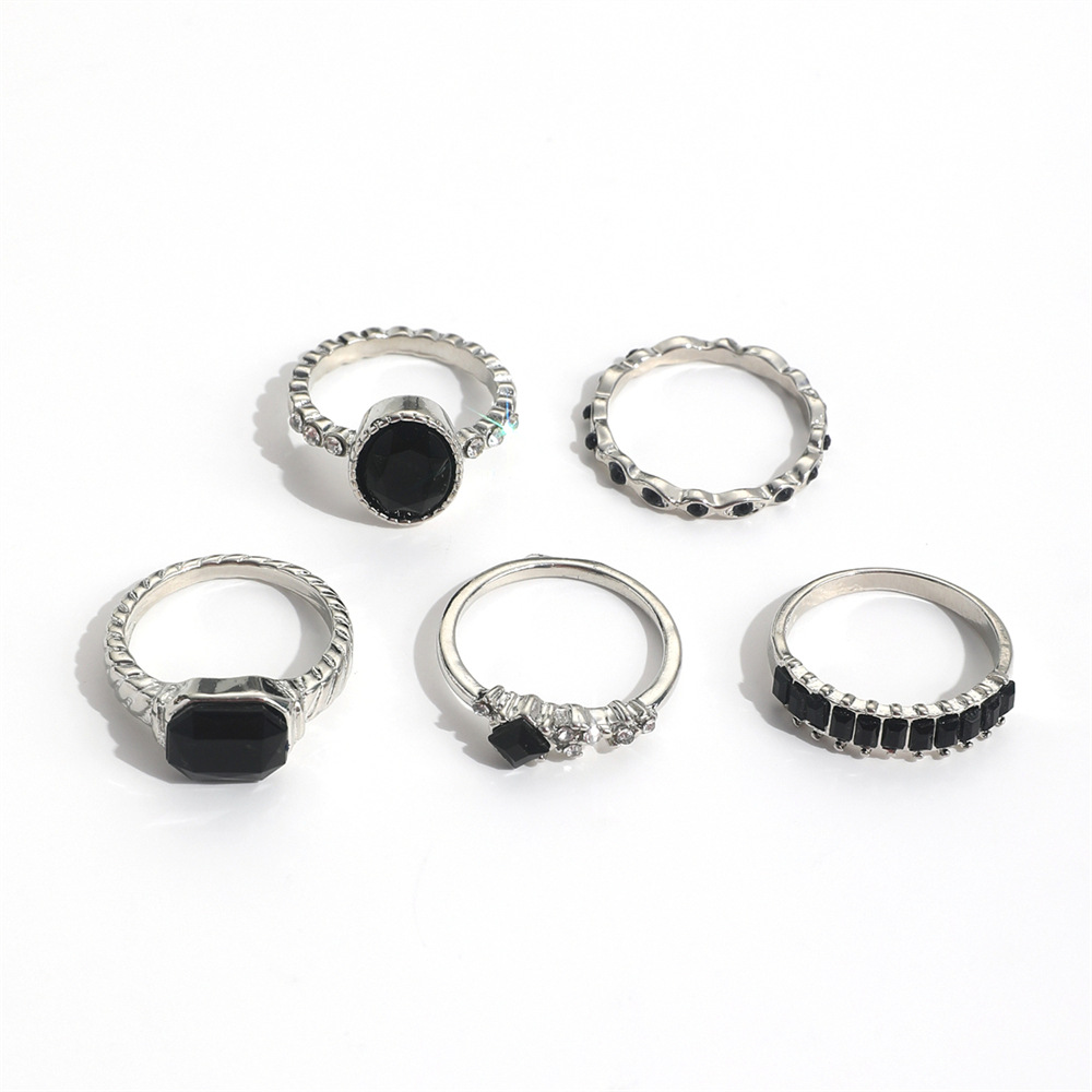 Retro Zwarte Kristallen Stenen - Vintage Punk Knuckle Rings Set recensie en prijs